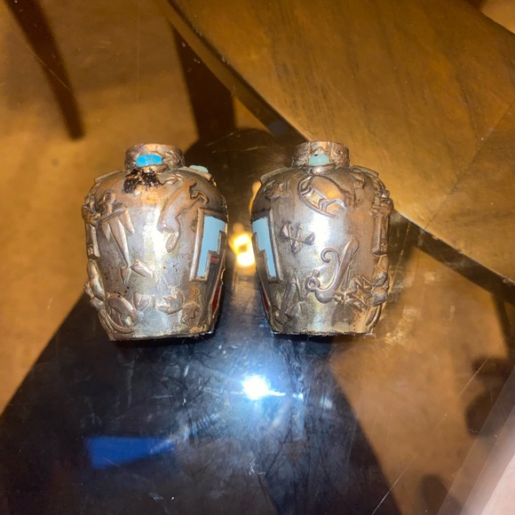 Vintage Native American pewter salt and pepper shakers with turquoise 👌✨ - Picture 8 of 8